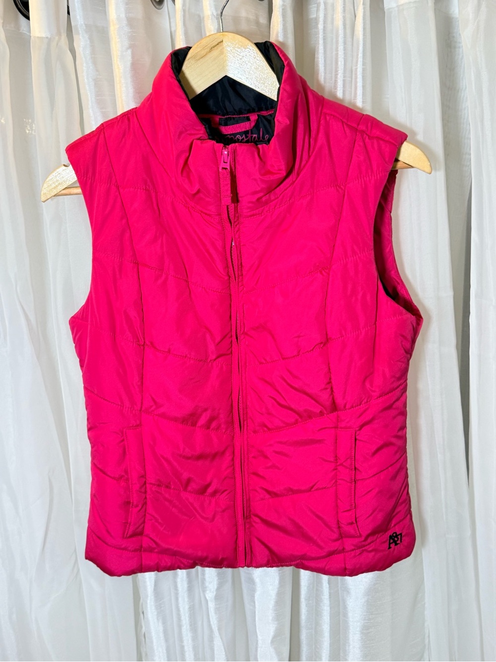 Aeropostale Hot Pink Quilted Puffer Vest - Women